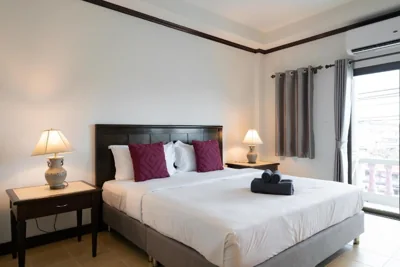 Apartment with City View — Tri's Miracle Apartment Kata
